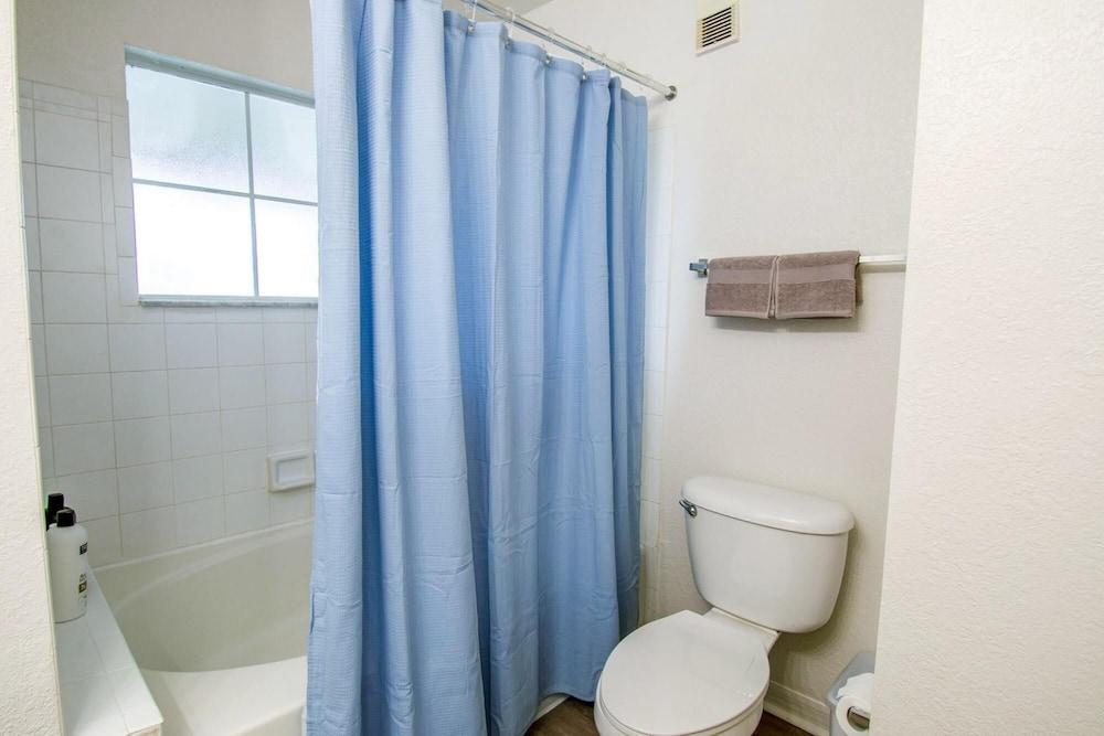 Relax in Style in a Gorgeous Apartment