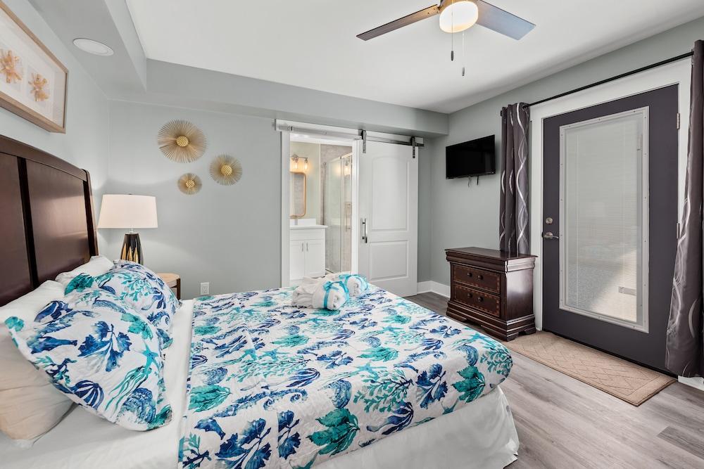 Welcome to Dolphin Fun A! Brand NEW Duplex! Walk to the Beach!