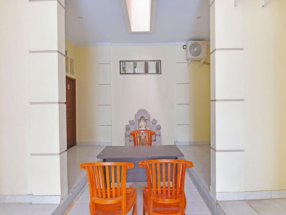 Hotel O Sandat Guest House