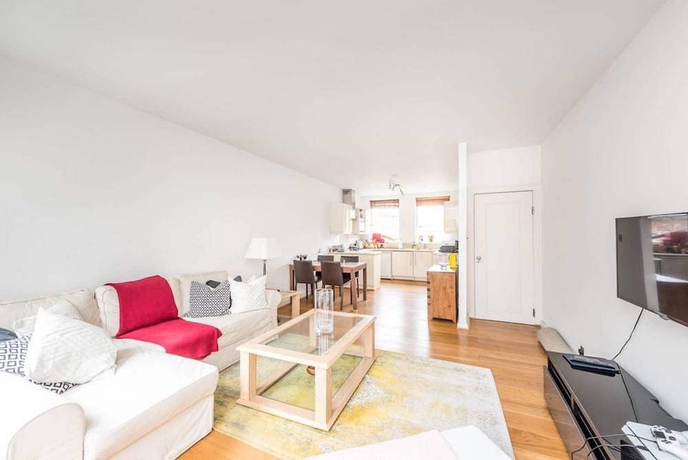 Sloane Square Luxury Flat 4 Guests