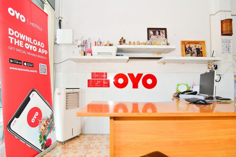 OYO 499 Pattaraporn Hotel