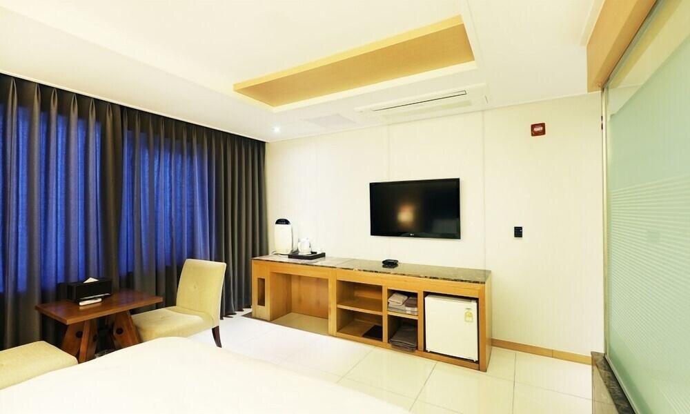 Incheon Dubai Tourist Hotel