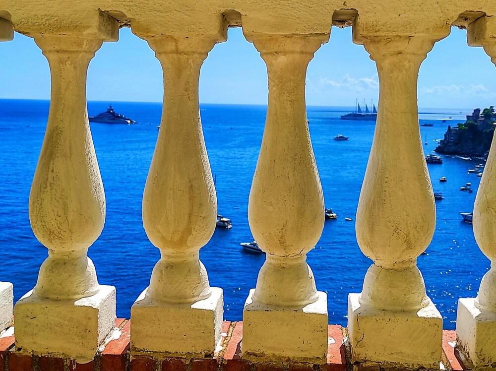 Villa Arte - Luxurious Villa for Large Groups With Private Pool