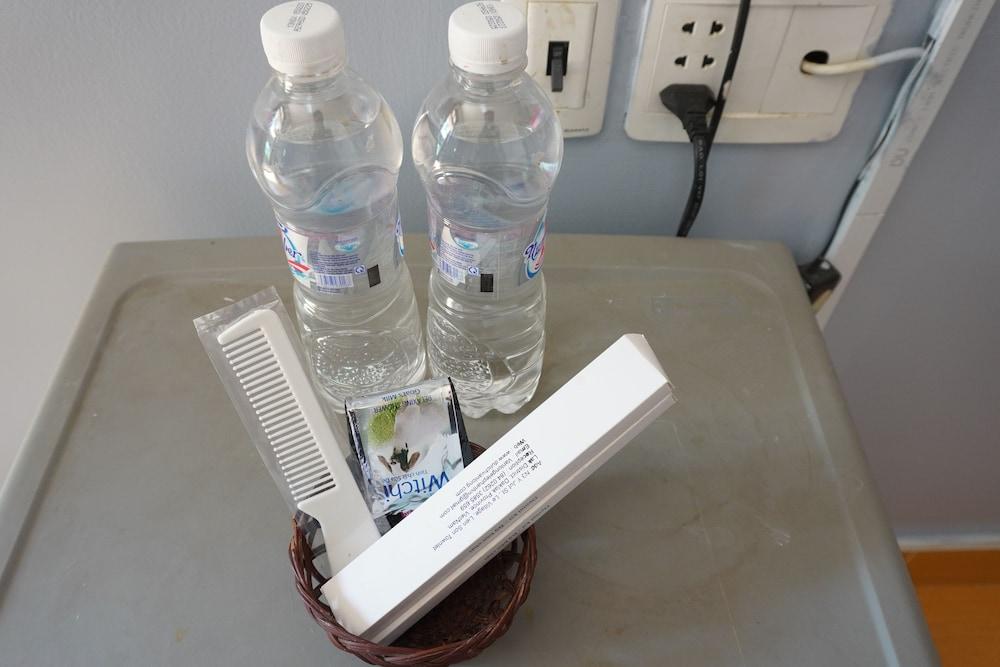 Nha Nghi Van Long Elephants