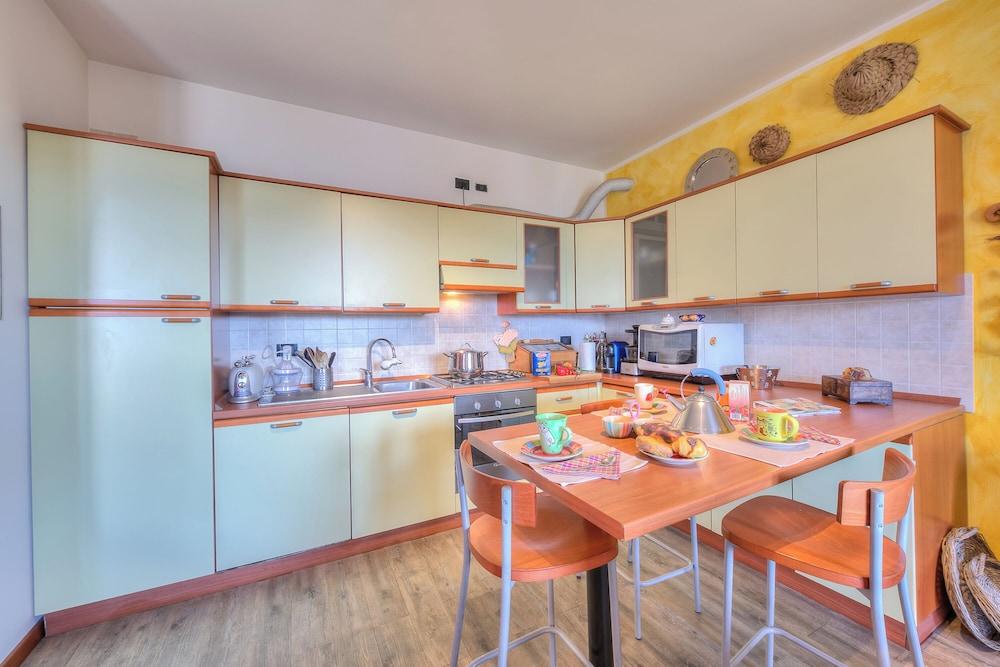 Miralago Lake View & Private Garden