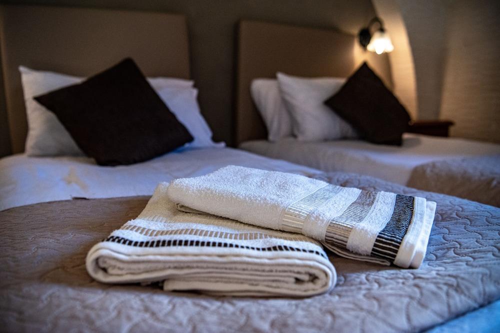 Ta Lucija 2 Bedroom Villa With Private Pool