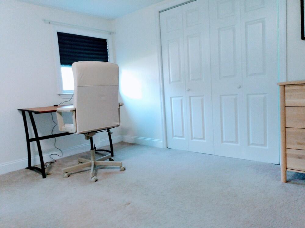 Tranquil Home in Western RI