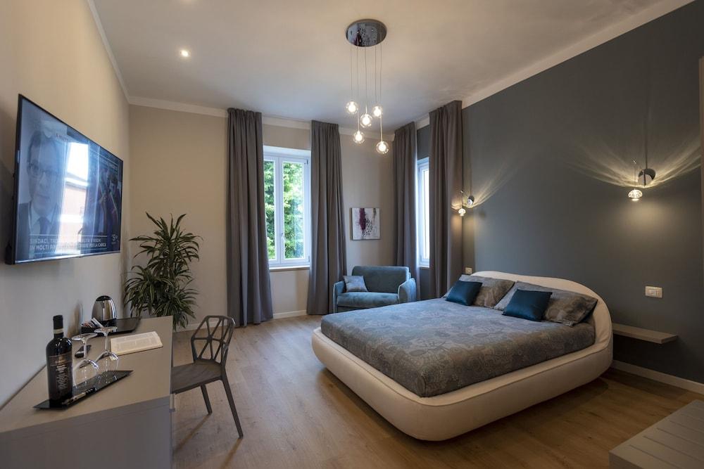 Villa Bernasconi - camere e ristorante -