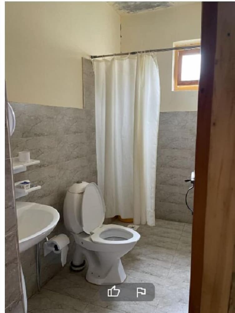 Arcadian Borith Lake Hunza