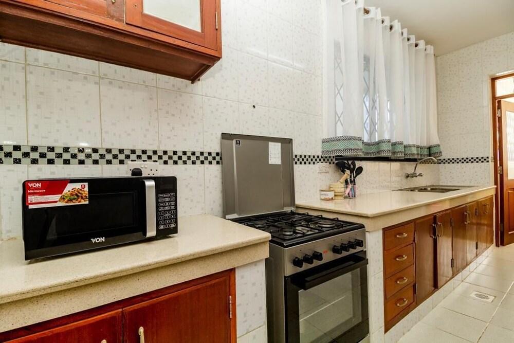 Ikhaya Serviced Apartments Nyali