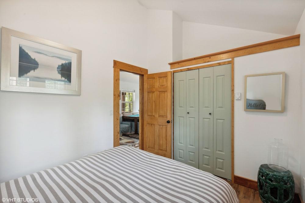 Whispering Pines cabin rentals