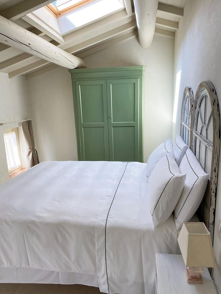 VerdeOlivo1876 - Apartments with Pool