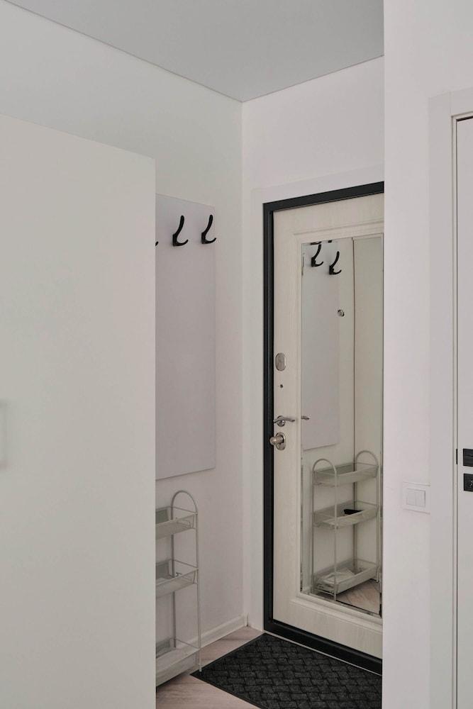 Seven City Apartments