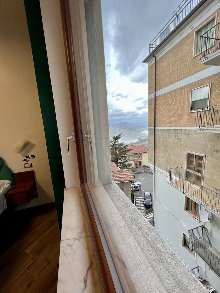 Rainbow Hotel Depandance Joli