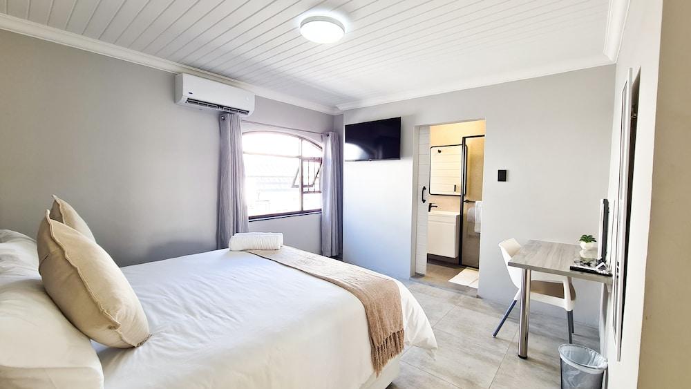 Vincent Valley Lodge