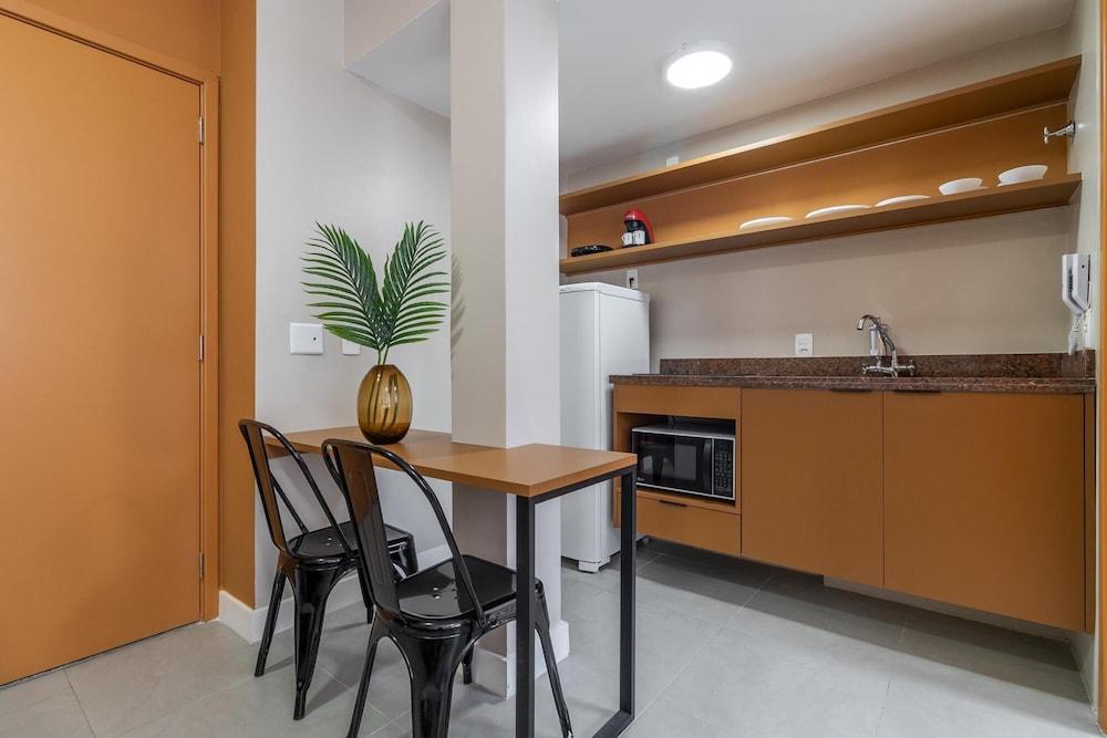 Av0811 Studio Avanhandava