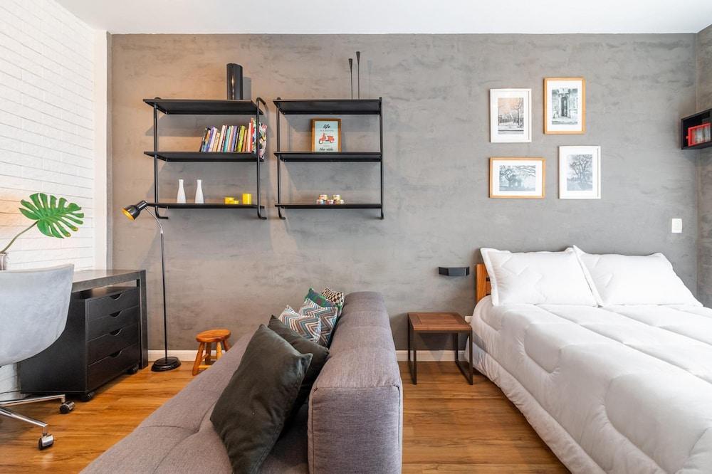 Av1208 Studio Avanhandava