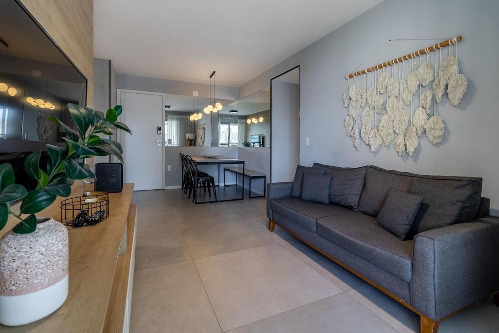 Olhara908 - Apto 3 Quartos Completo