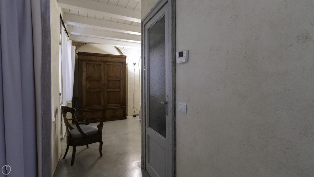 Italianway - Canonica 26