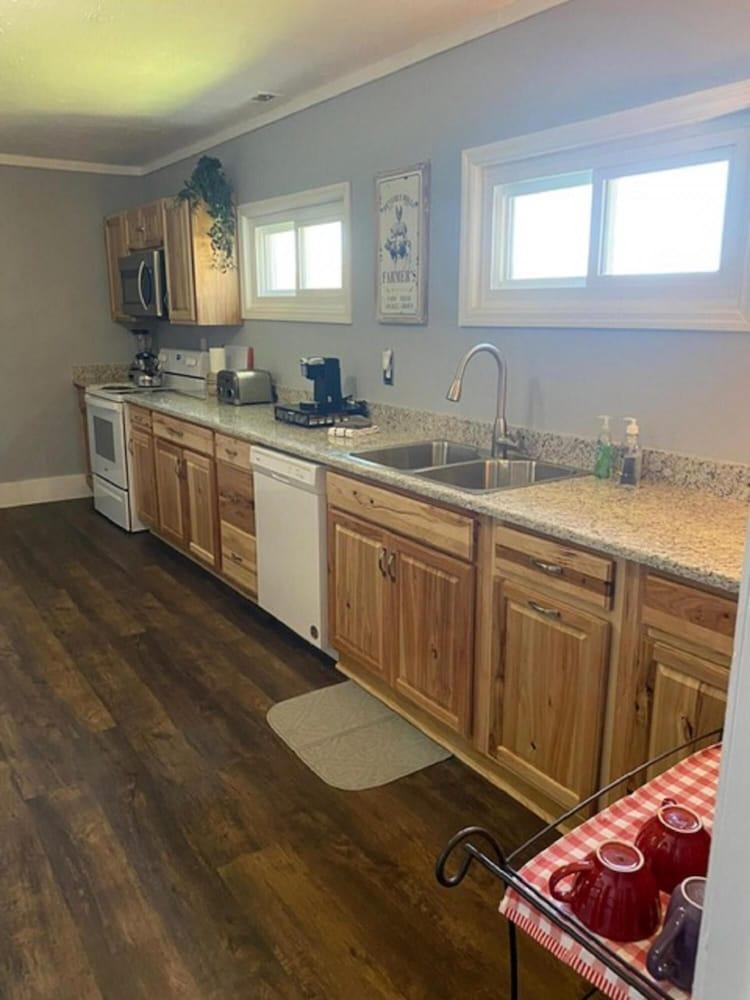 Mountain Point of View Cottage