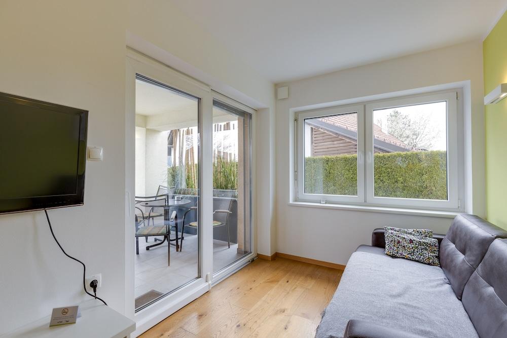 Wellness Suite Daisy