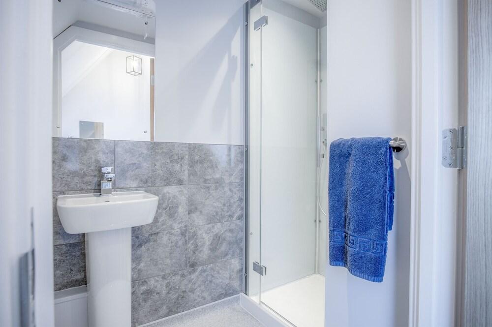 Ocean Cabins No. 12 @ The Square - Saundersfoot