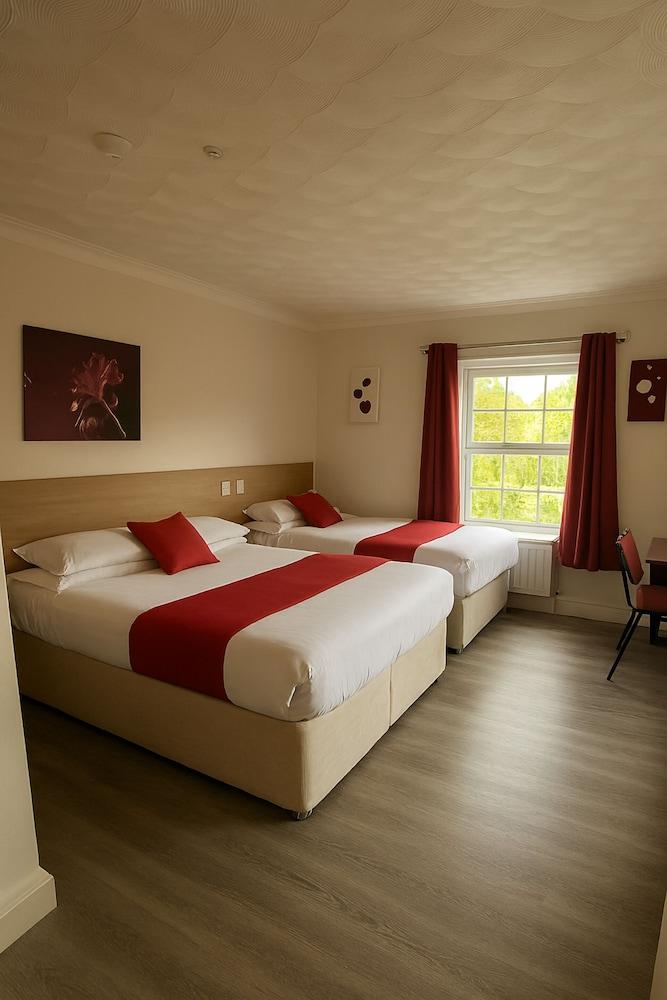 The Railway Sleeper Lodge