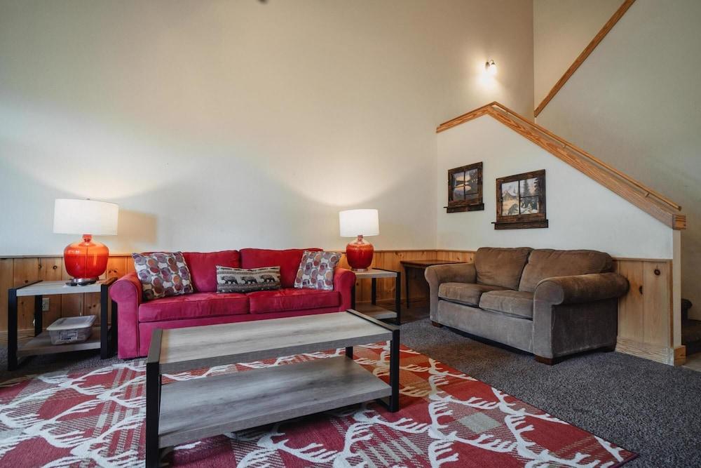 GV - Unit 3202 - Fairway Villas