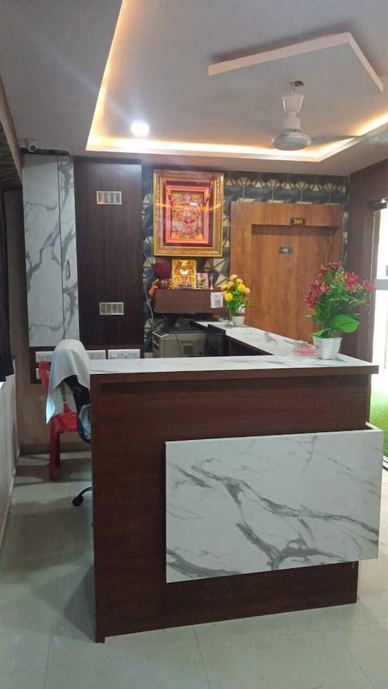 Hotel Dreamland Chandkheda