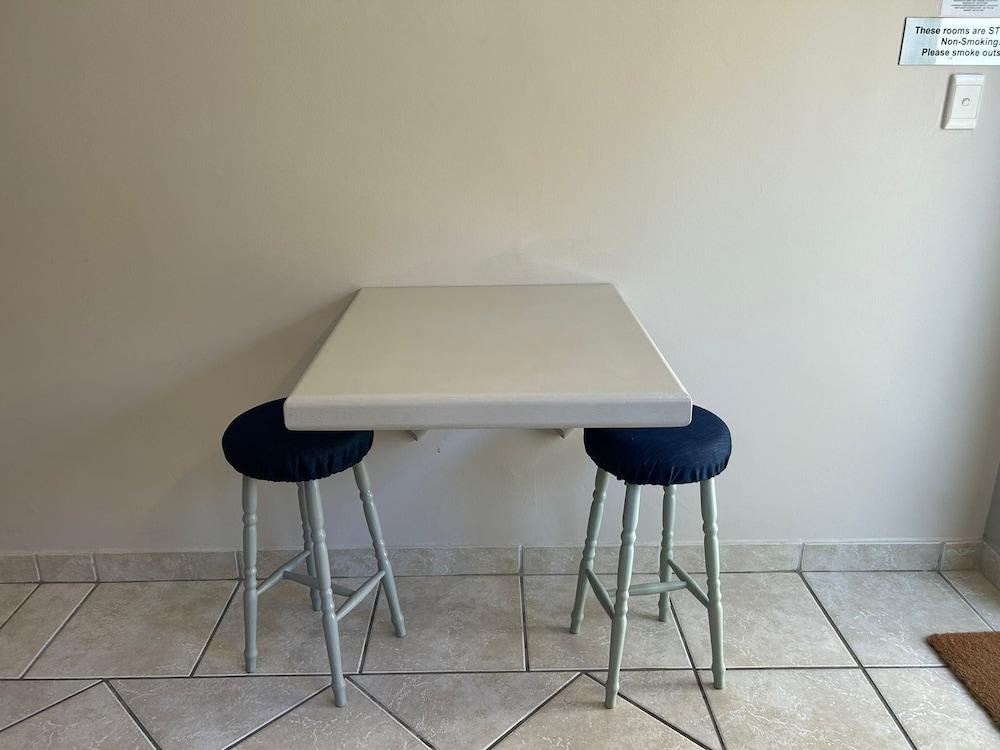 Room-cozy Crner, Home Away From Home, ne