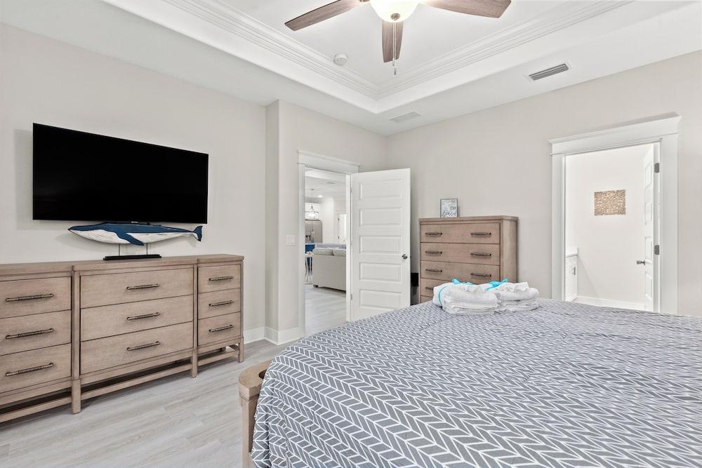 21404 Marlin Ave - The Sandy Marlin