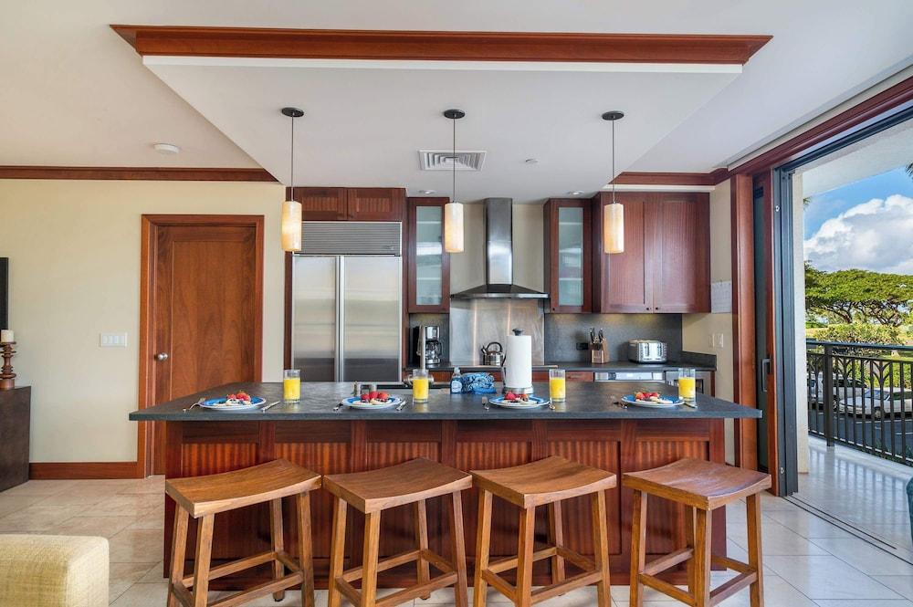 Hale Kahakai Ko Olina Beach Villa w/ Pool!
