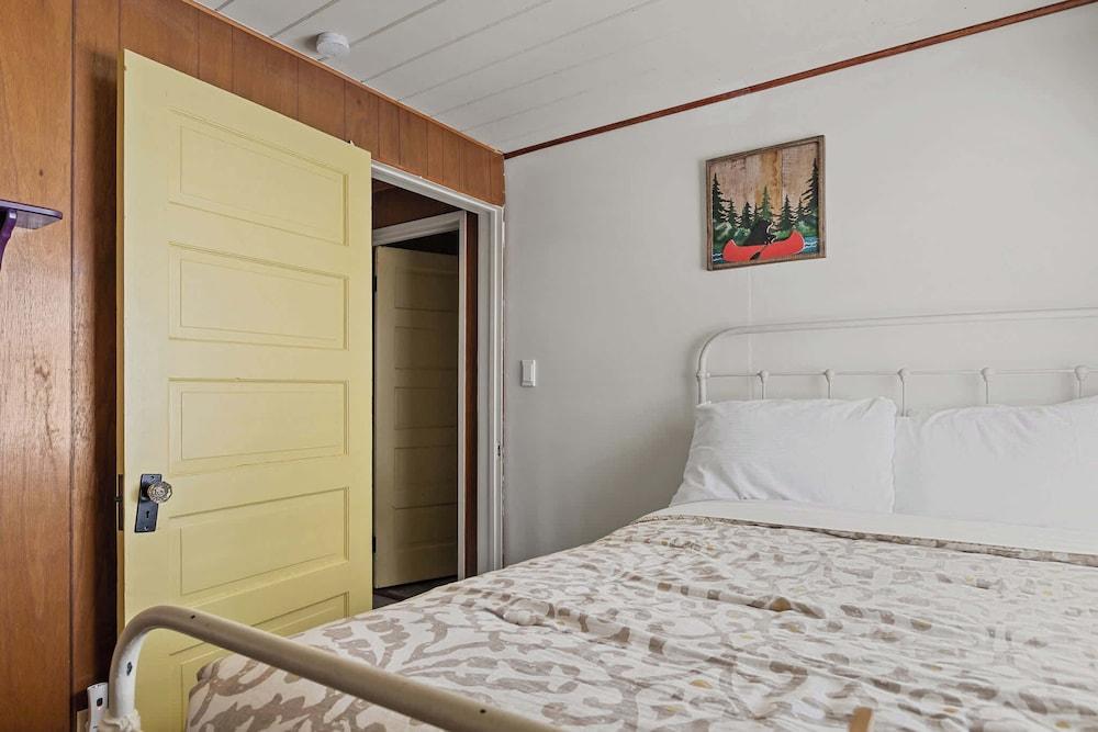 Happy Bear Cabin Hike, Bike & More!