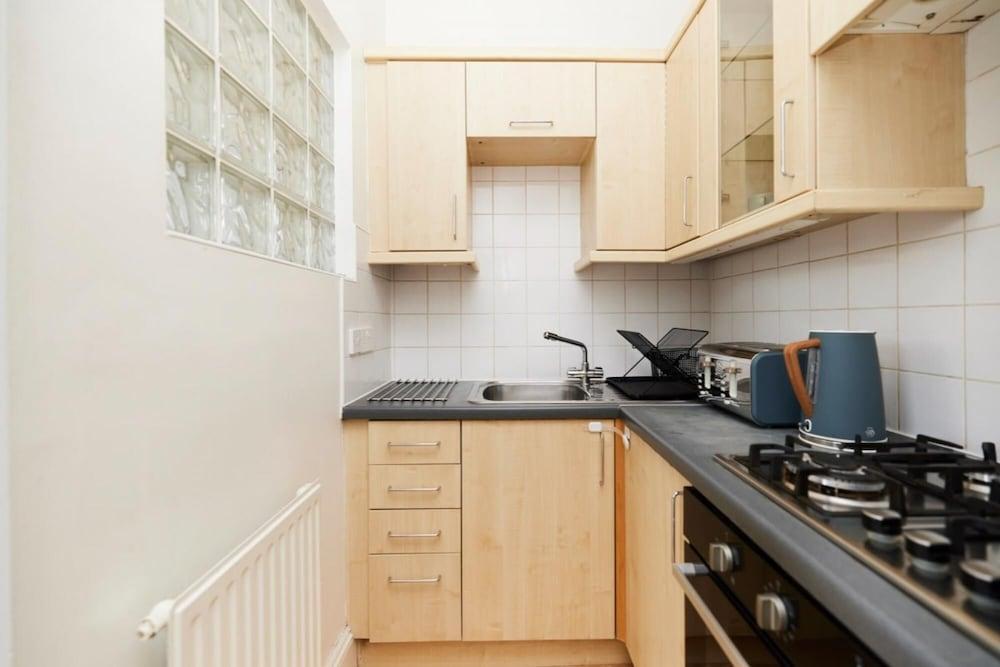 The Camden Hideaway - Stunning 1bdr Flat With Balcony