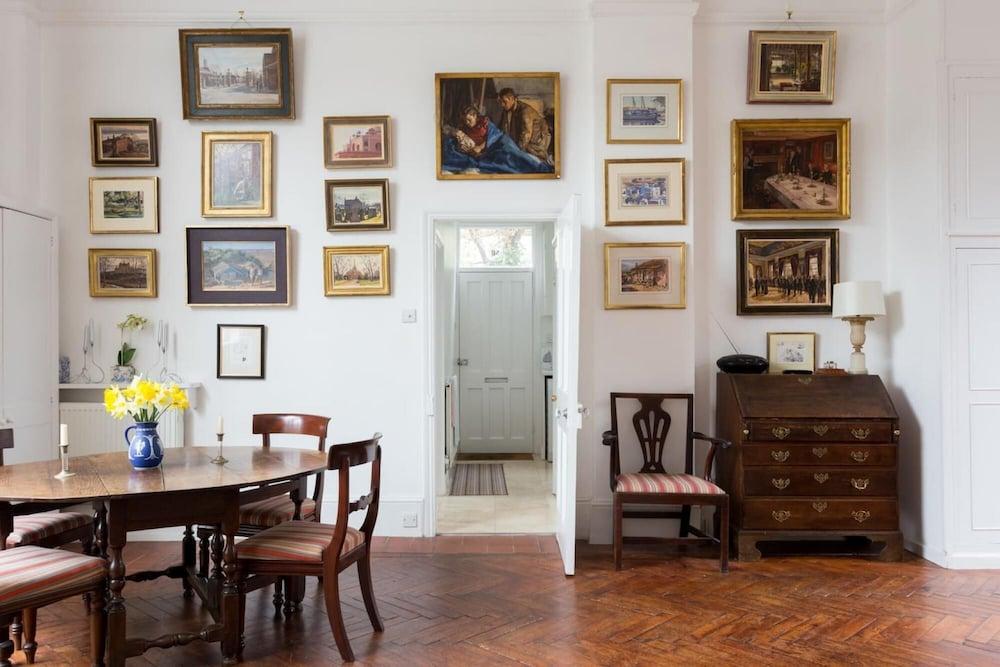 Kensington Artistic 1bed Flat