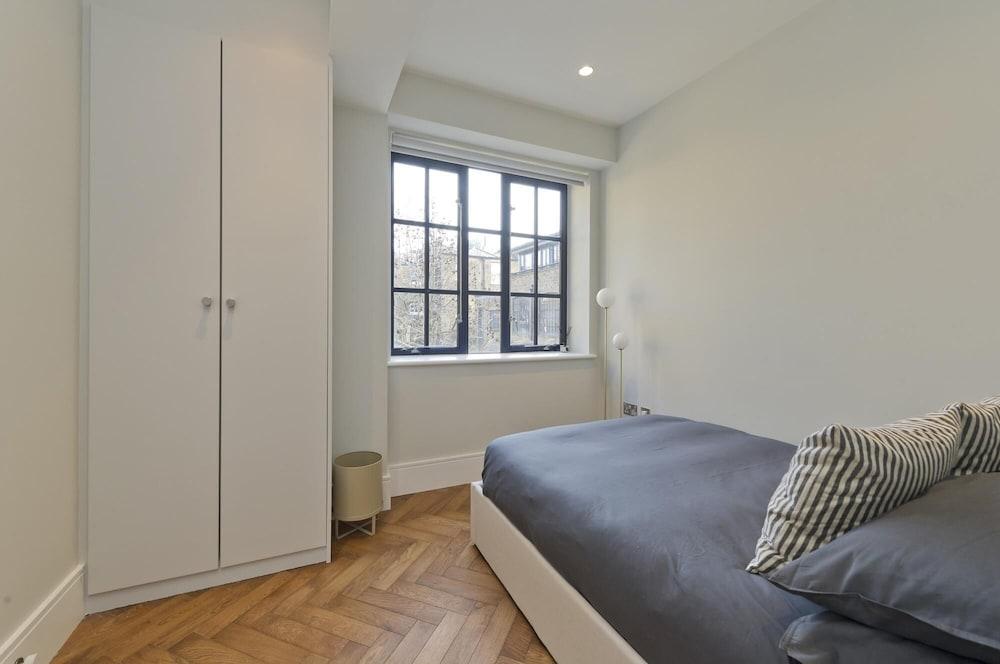 Stylish 2 bed Flat Kings Cross