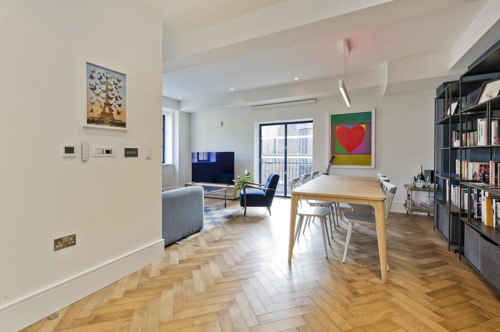 Stylish 2 bed Flat Kings Cross