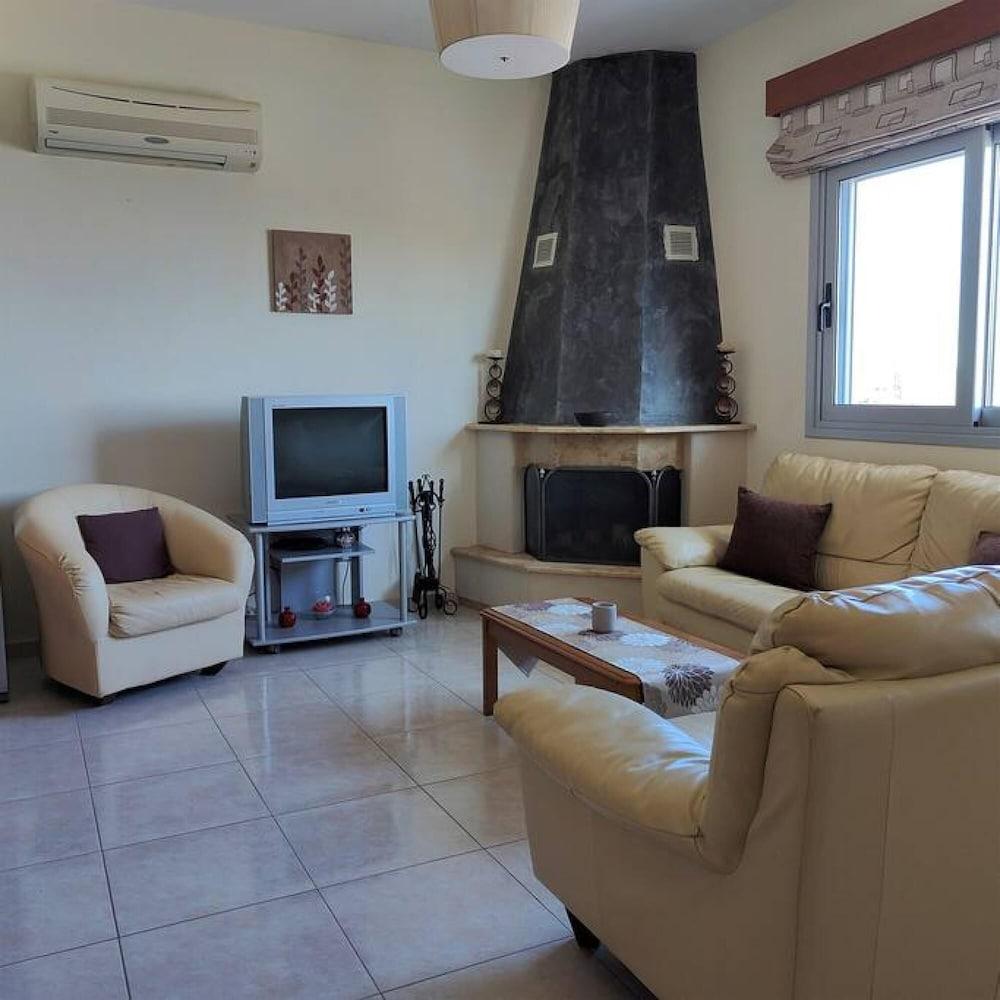 Bellavista House in Monolithos Rhodes