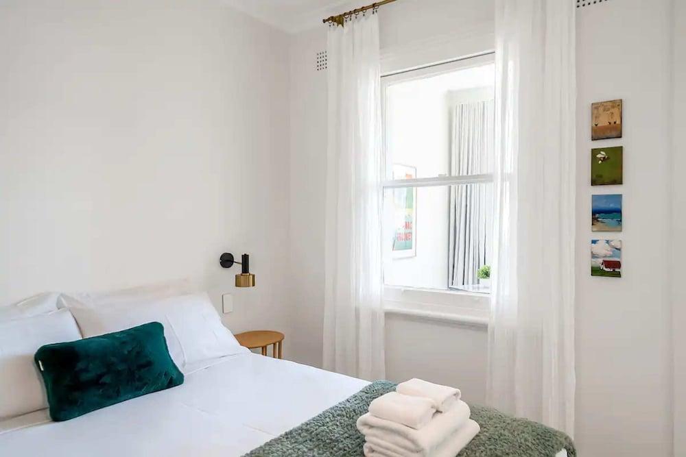 City Lights in Potts Point