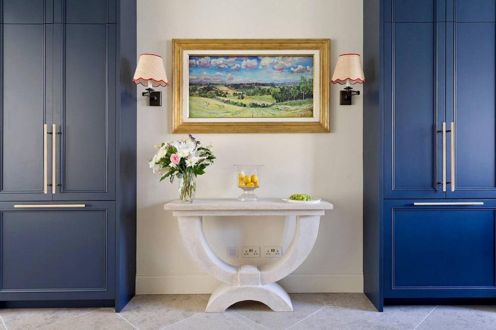 Elegant 5bed House Chelsea