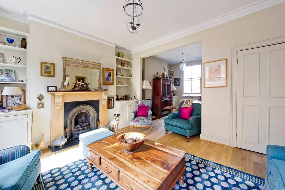 Delightful1-bed Apt Chelsea