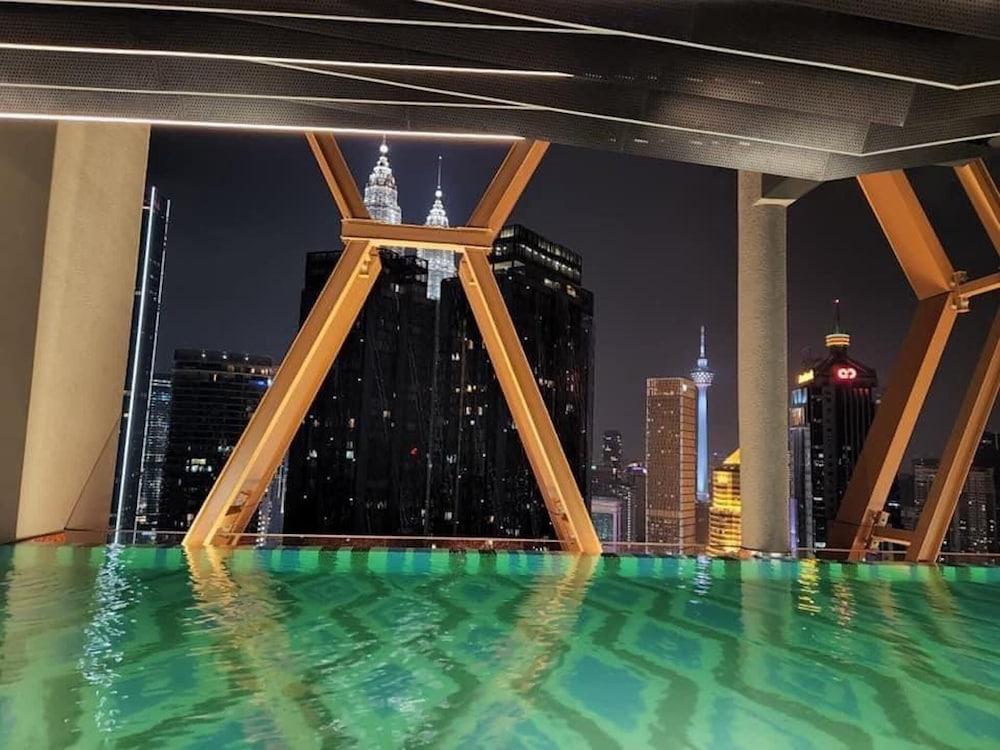 Luxurious Suites in Kl Centre