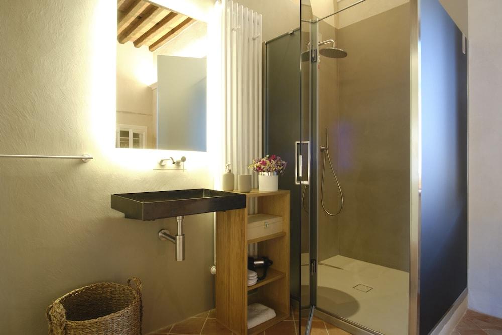 Badia Giulia Prestigious Historical B&B