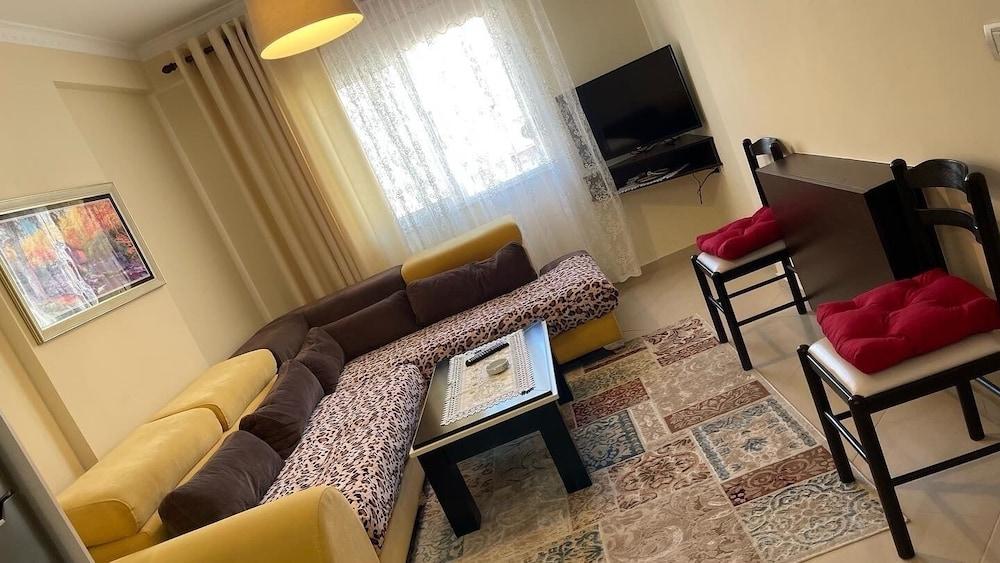 Klara's Apartment Gjirokaster