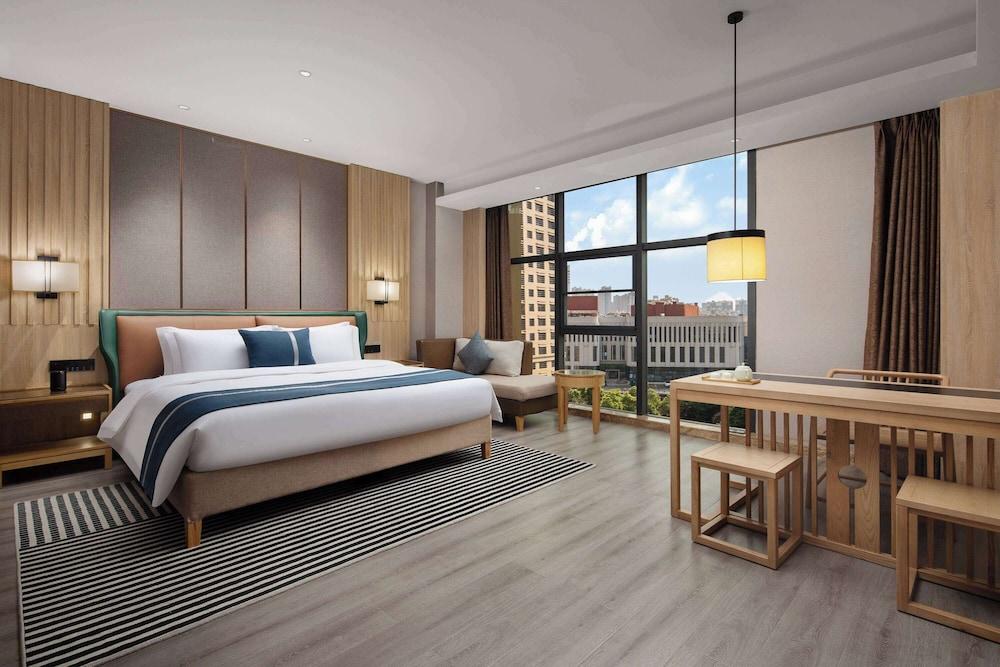 Microtel by Wyndham Changsha Yuhua