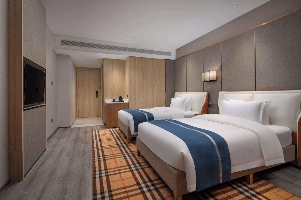 Microtel by Wyndham Changsha Yuhua