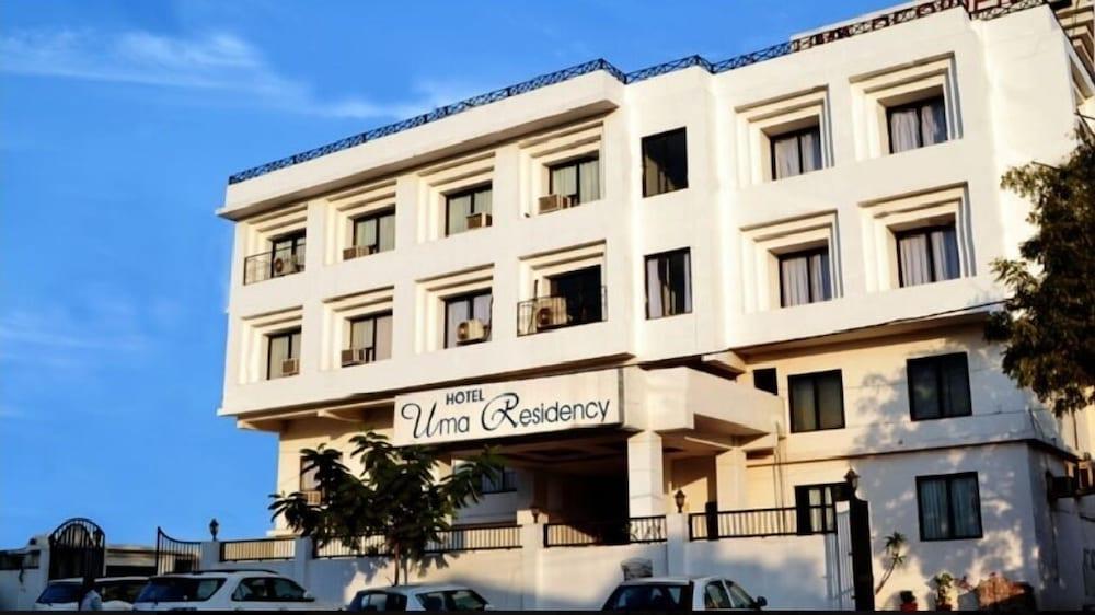 Hotel Uma Residency