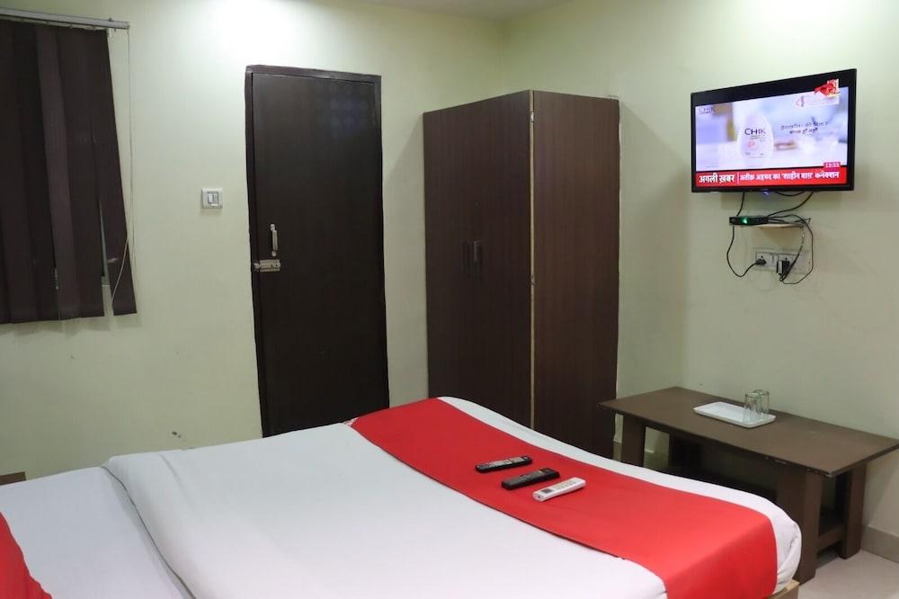 Hotel Ashiana Palace