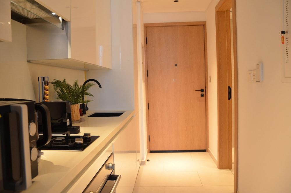 Remarkable 1-bed Apartment in Dubai