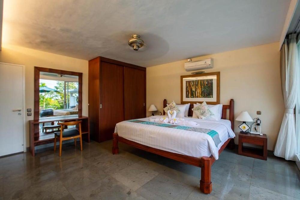 Luxury 3BR Kahuripan Villa